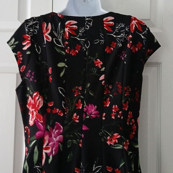Black and floral print waffle material capped sleeve midi dress Sz XL - Picture 6 of 7